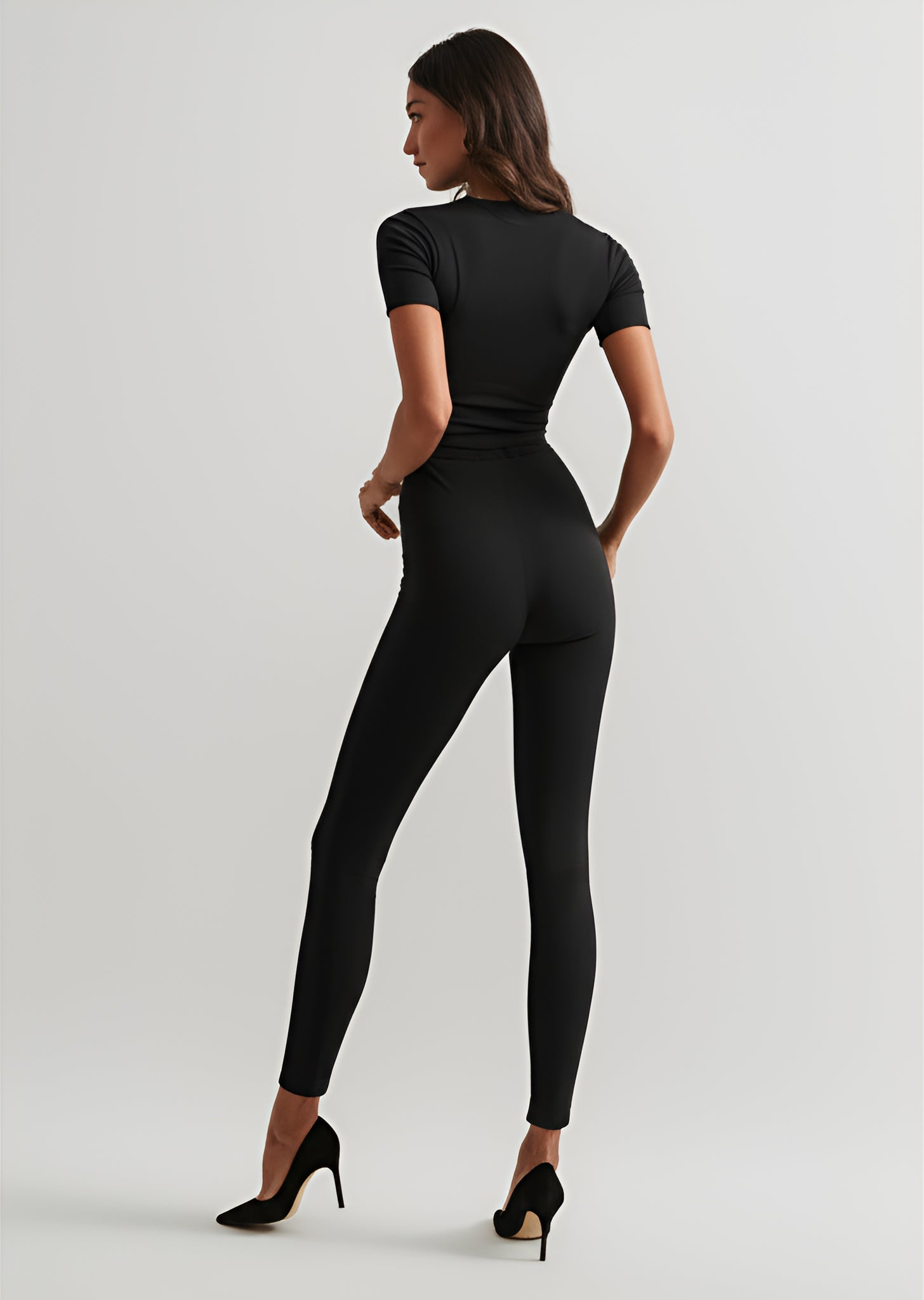 Seamless Crop Top and Leggings Set- Black